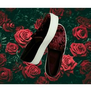 Bar III Red Velvet Slip-on platform sneakers 7.5/8
